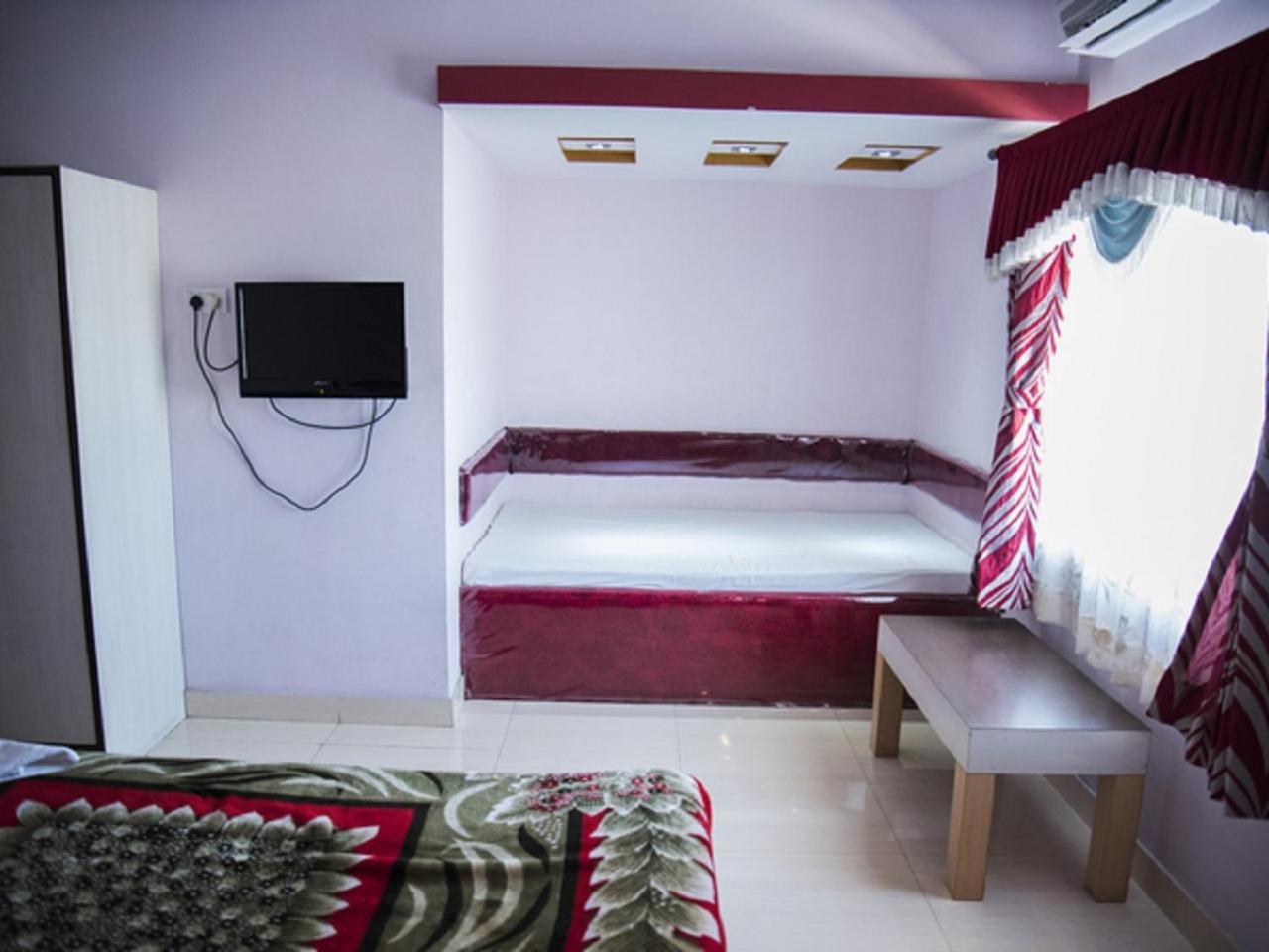 Hotel Sunshine Baharampur Luaran gambar