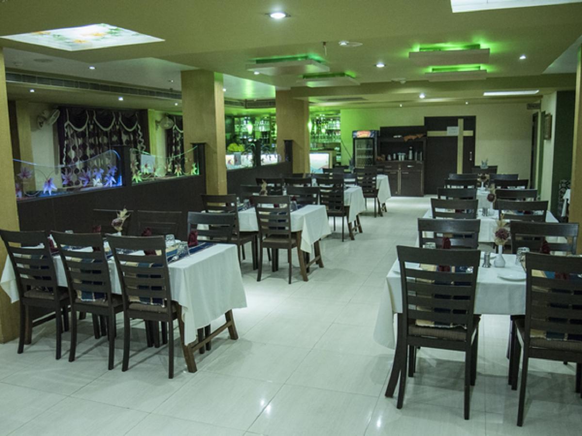 Hotel Sunshine Baharampur Luaran gambar