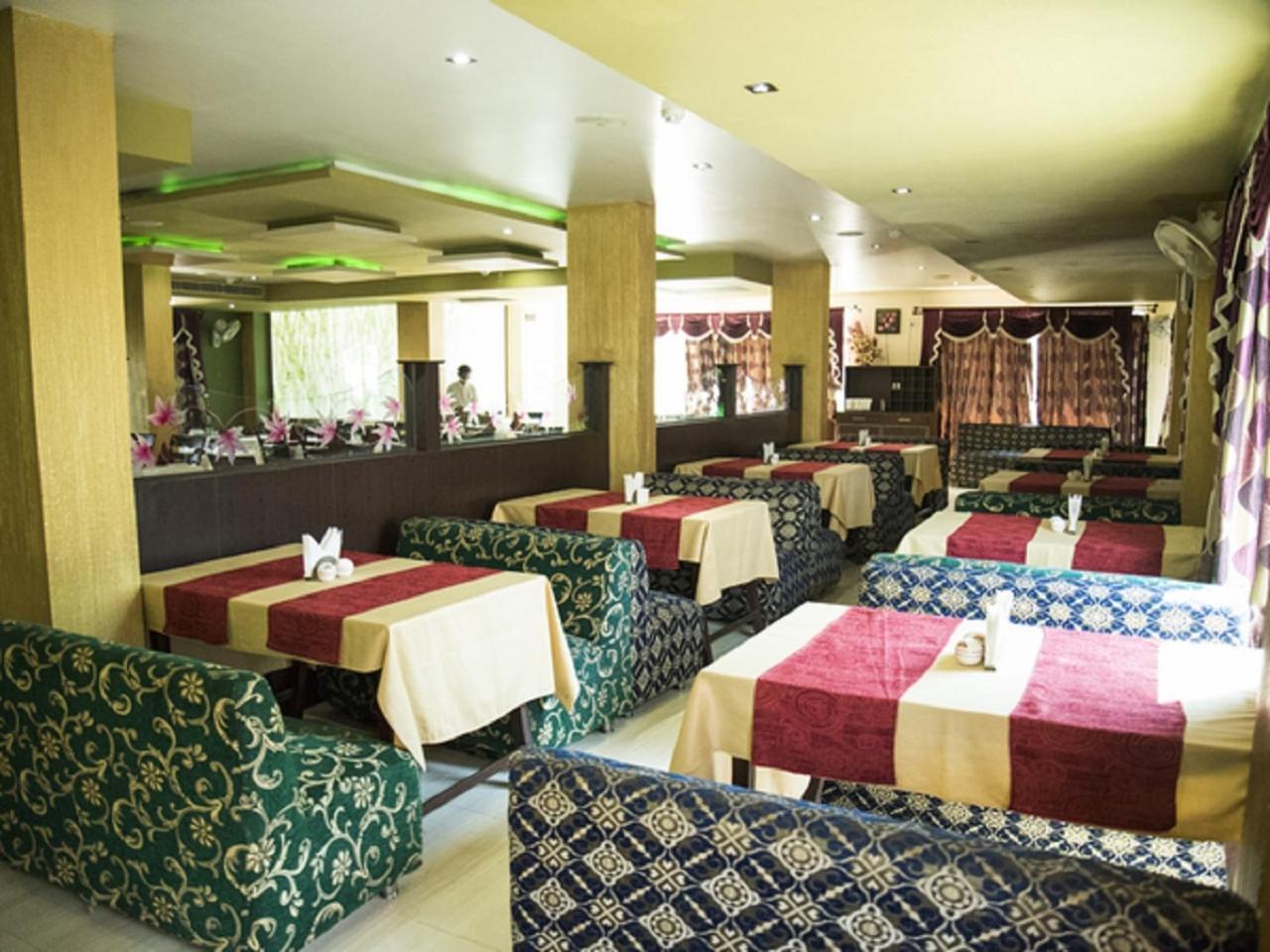 Hotel Sunshine Baharampur Luaran gambar