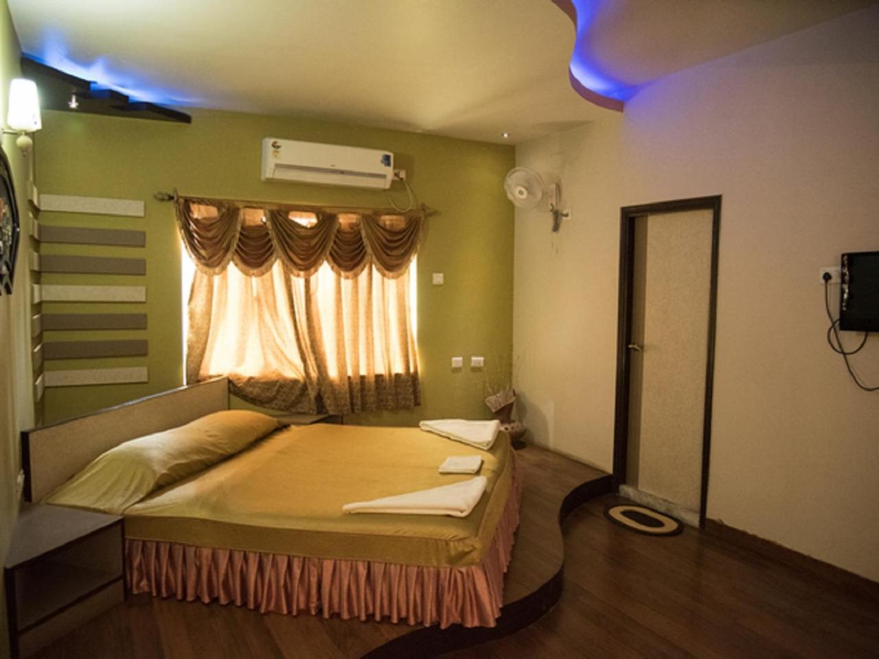 Hotel Sunshine Baharampur Luaran gambar